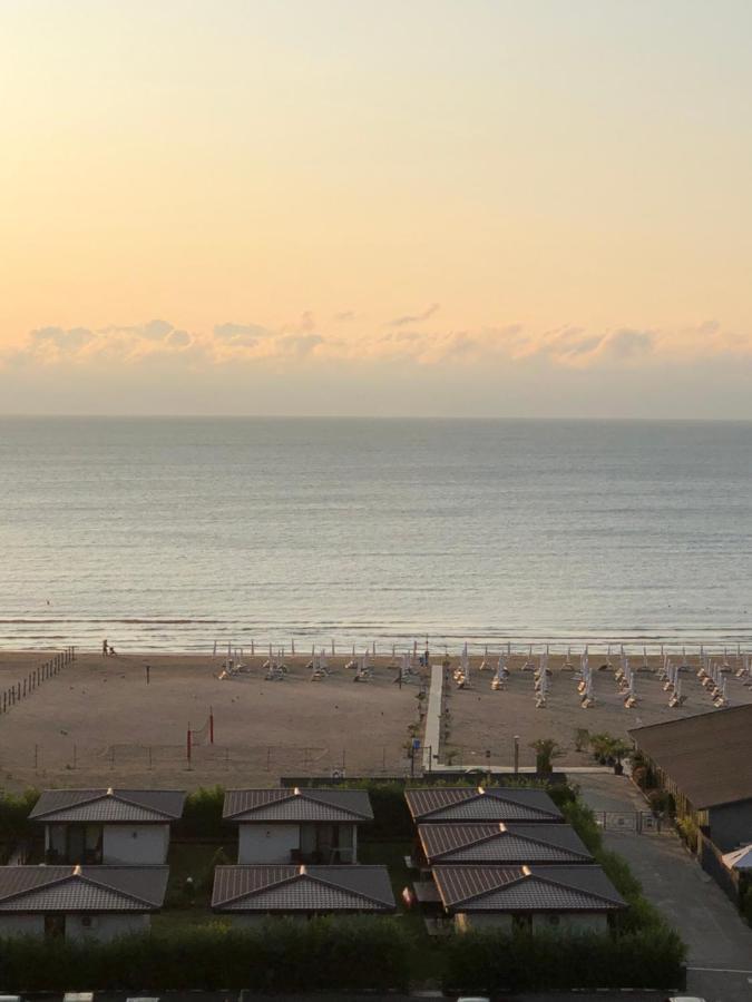 מלון Năvodari Marina Surf מראה חיצוני תמונה
